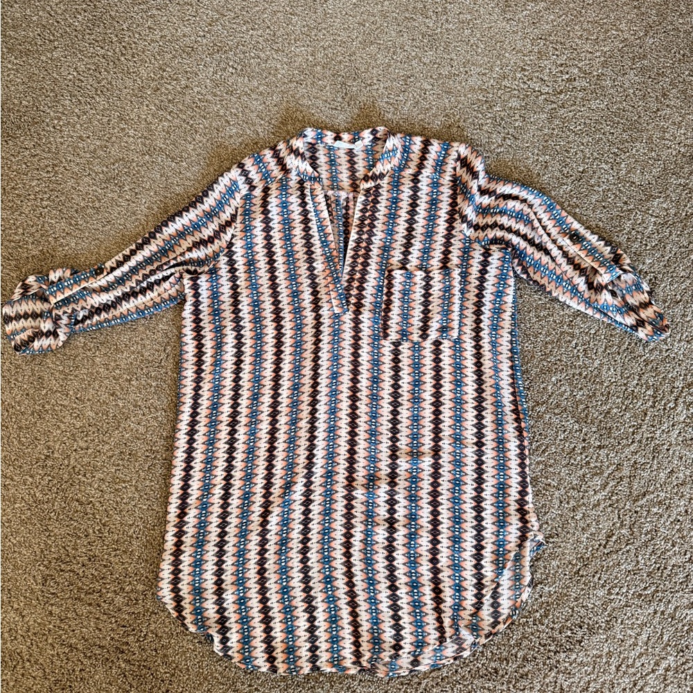 Lush Geometric Patterned Top in Orange and Blue